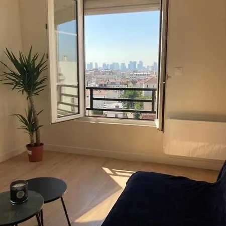 شقة T2 - Belle Vue Degagee Sur Paris Asnières